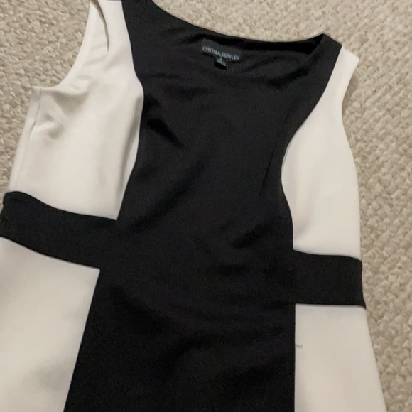 NEW Cynthia Rowley Black and White Dress - Picture 3 of 5